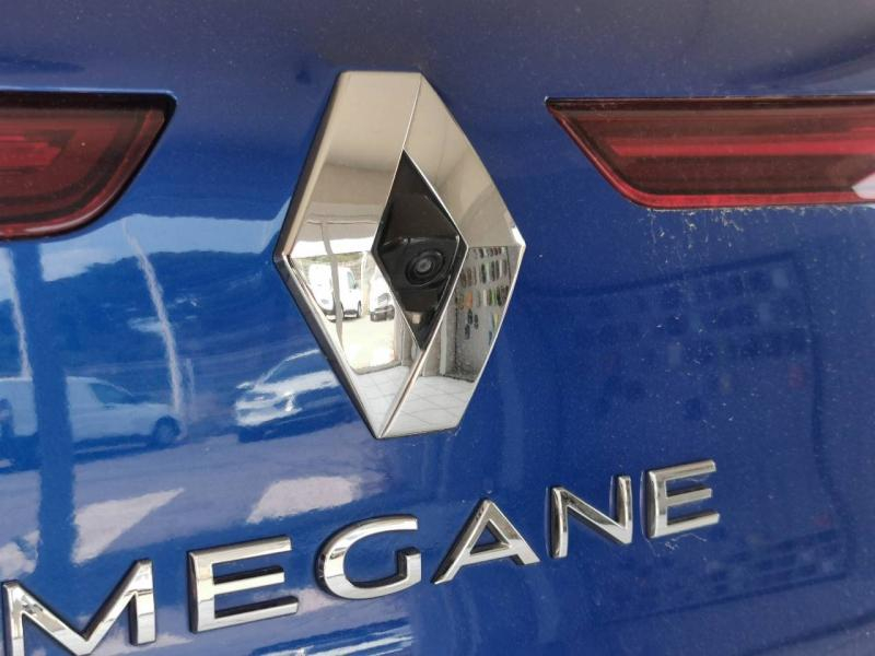 RENAULT Megane d’occasion à vendre à MARTIGUES chez AIX AUTOMOBILES (Photo 3)