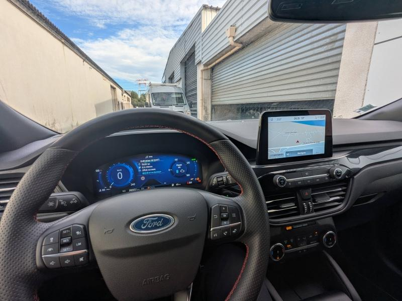 FORD Kuga d’occasion à vendre à MARTIGUES chez AIX AUTOMOBILES (Photo 8)