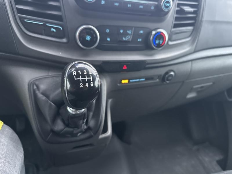 FORD Transit Custom Fg VUL d’occasion à vendre à MARTIGUES chez AIX AUTOMOBILES (Photo 15)