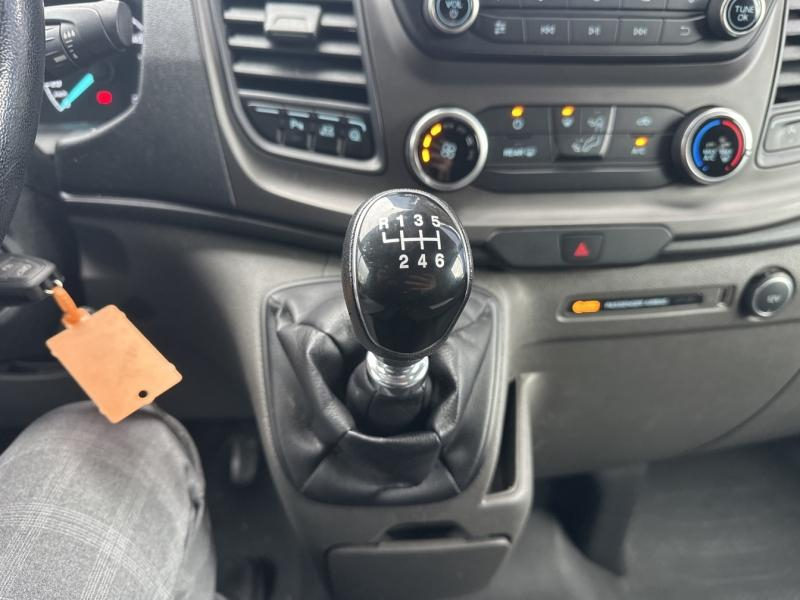 FORD Transit Custom Kombi d’occasion à vendre à MARTIGUES chez AIX AUTOMOBILES (Photo 15)