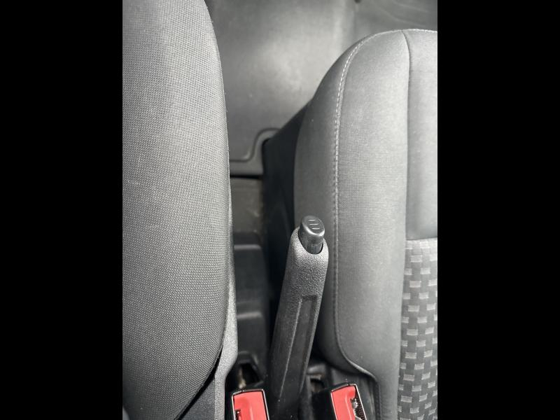 FORD Transit Custom Kombi d’occasion à vendre à MARTIGUES chez AIX AUTOMOBILES (Photo 16)